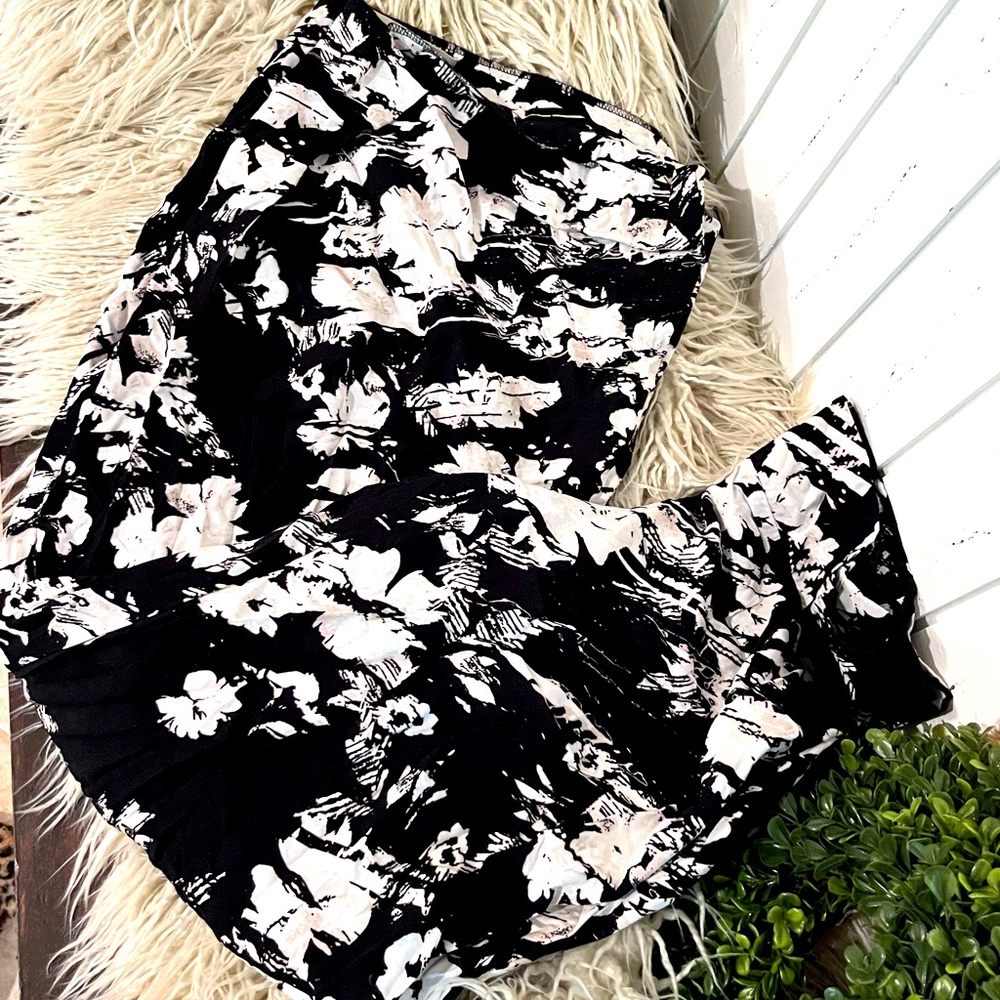Apt 9 flare dress pants